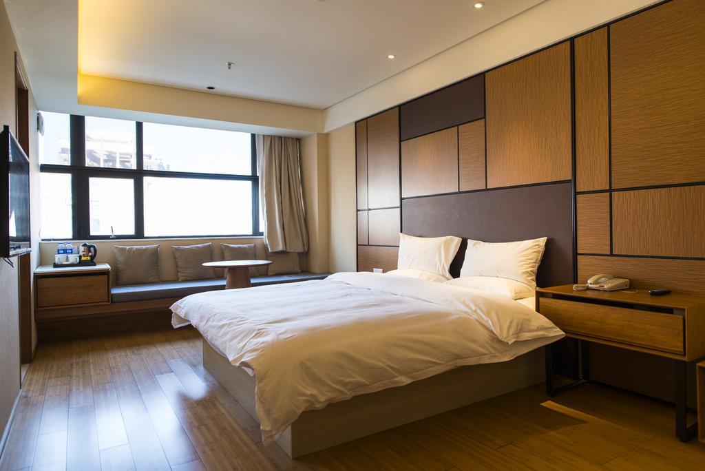 Ji Hotel Kunming Green Lake Branch Экстерьер фото