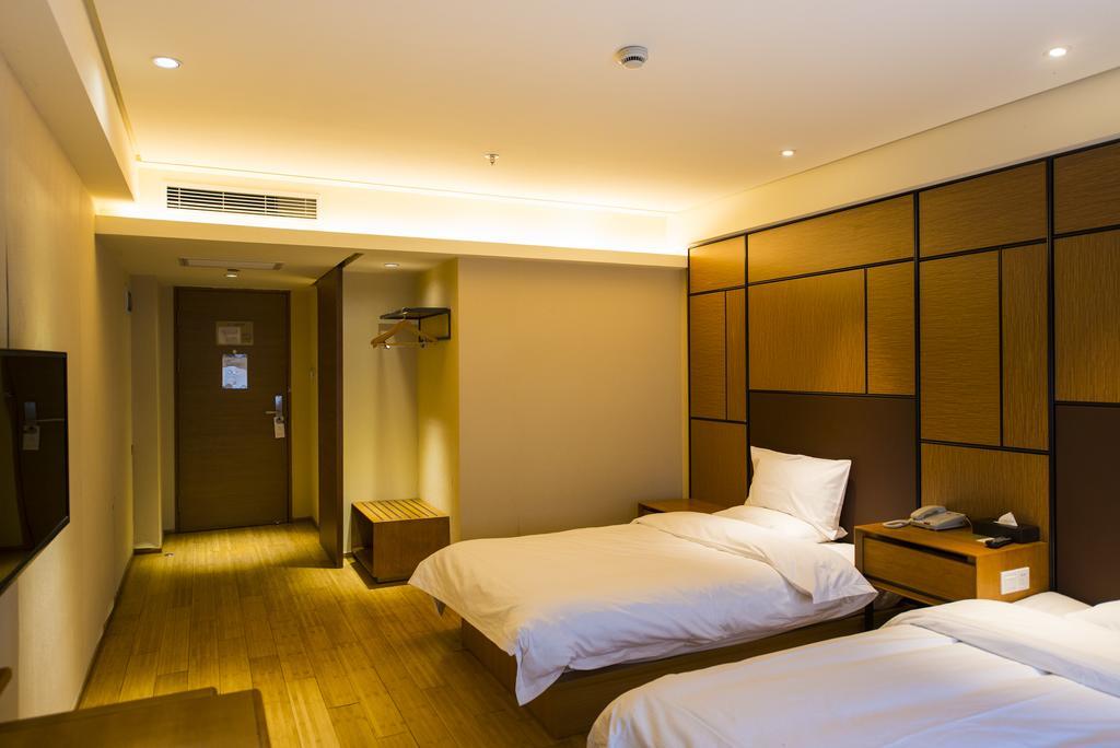 Ji Hotel Kunming Green Lake Branch Экстерьер фото